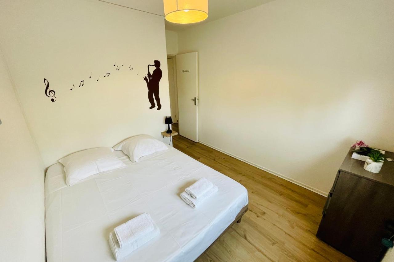 Luminous Apartment With Parking Near The City Center Cenon Exterior foto